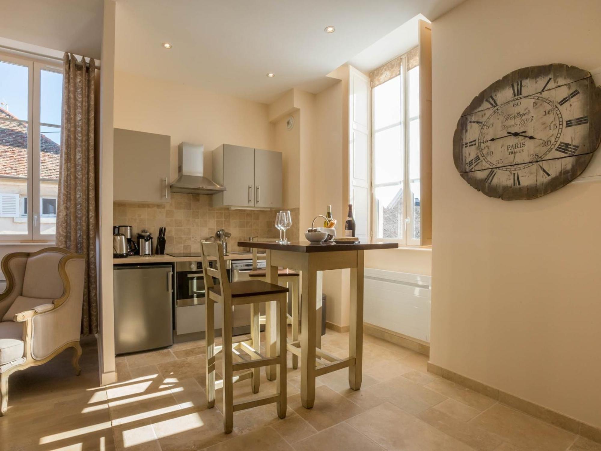 Le Cara - 4 Appartements Calmes Et Chics Au Coeur De Beaune Beaune  Chambre photo