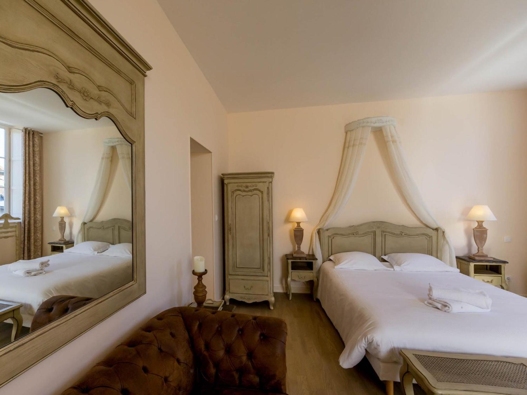 Le Cara - 4 Appartements Calmes Et Chics Au Coeur De Beaune Beaune  Chambre photo