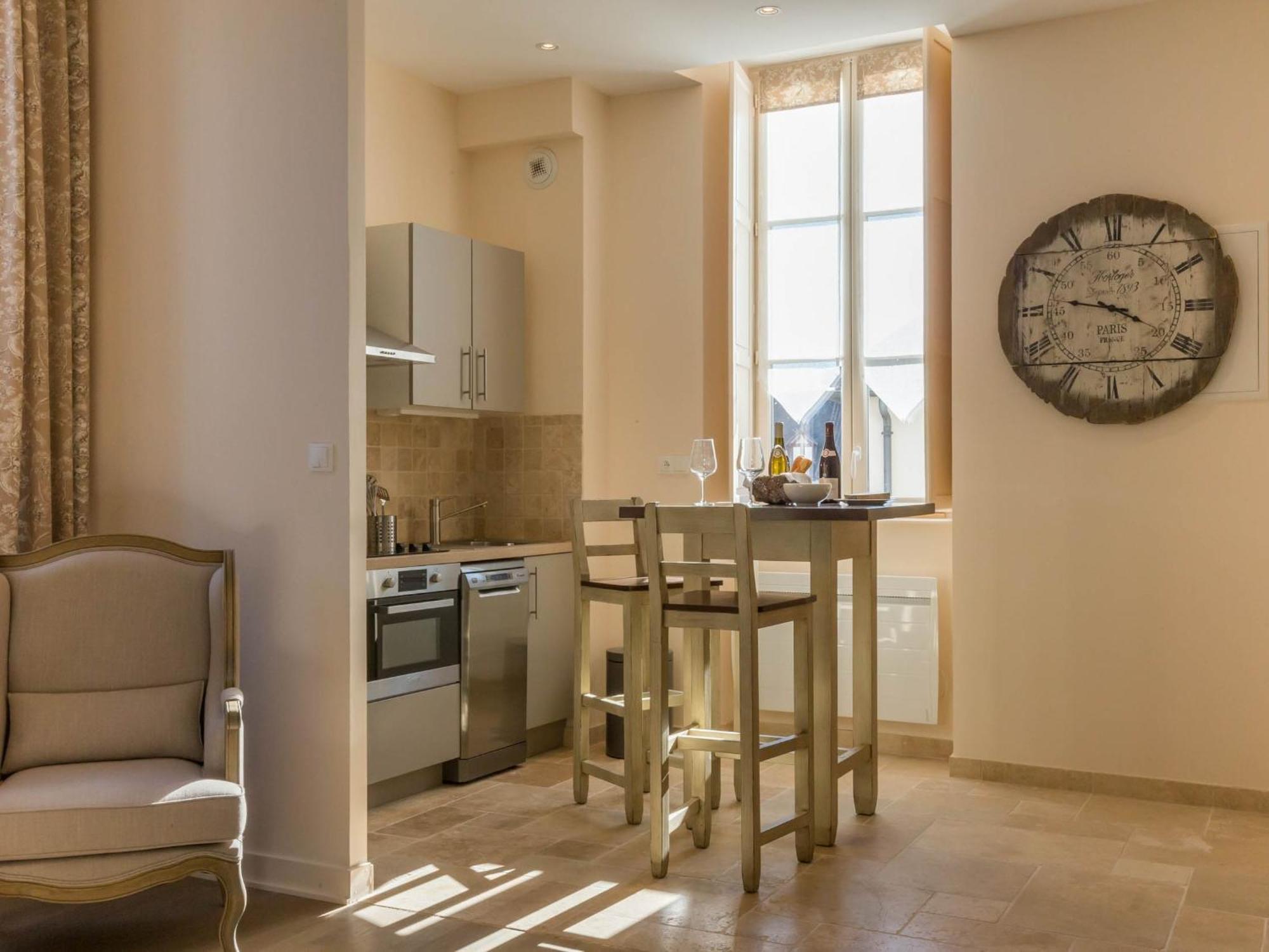 Le Cara - 4 Appartements Calmes Et Chics Au Coeur De Beaune Beaune  Chambre photo