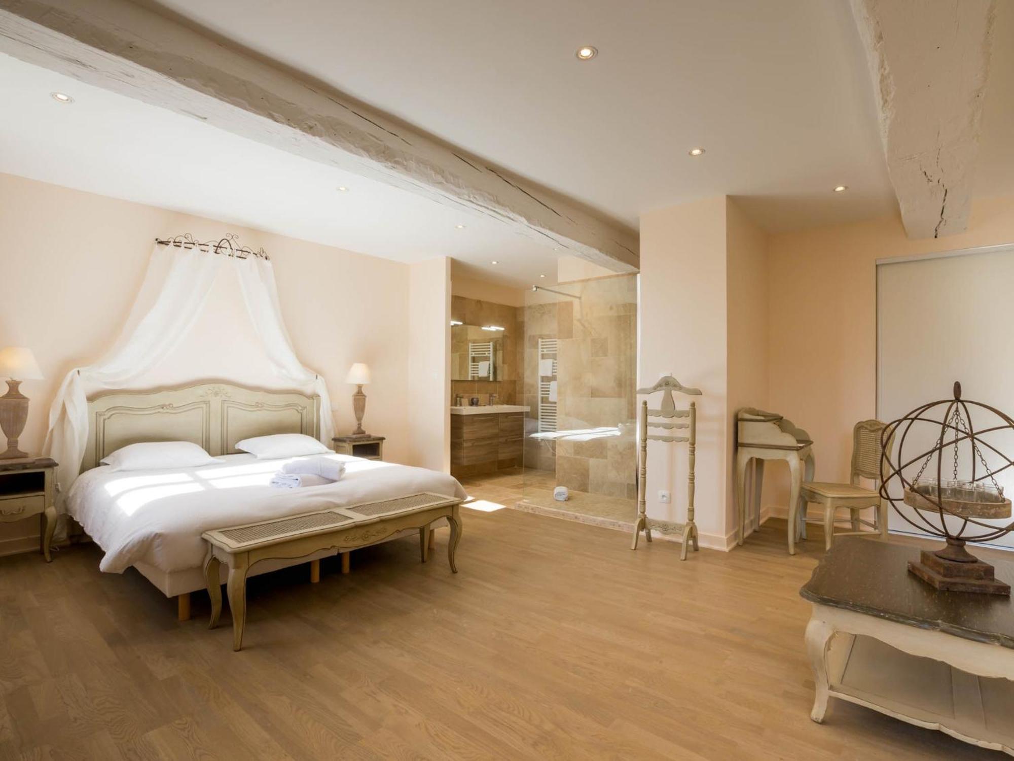 Le Cara - 4 Appartements Calmes Et Chics Au Coeur De Beaune Beaune  Chambre photo